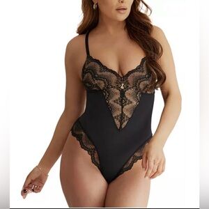 Pinsy Body Sculpting Shapewear Shape Wear Bodysuit Black Floral Lace M Long NWOT